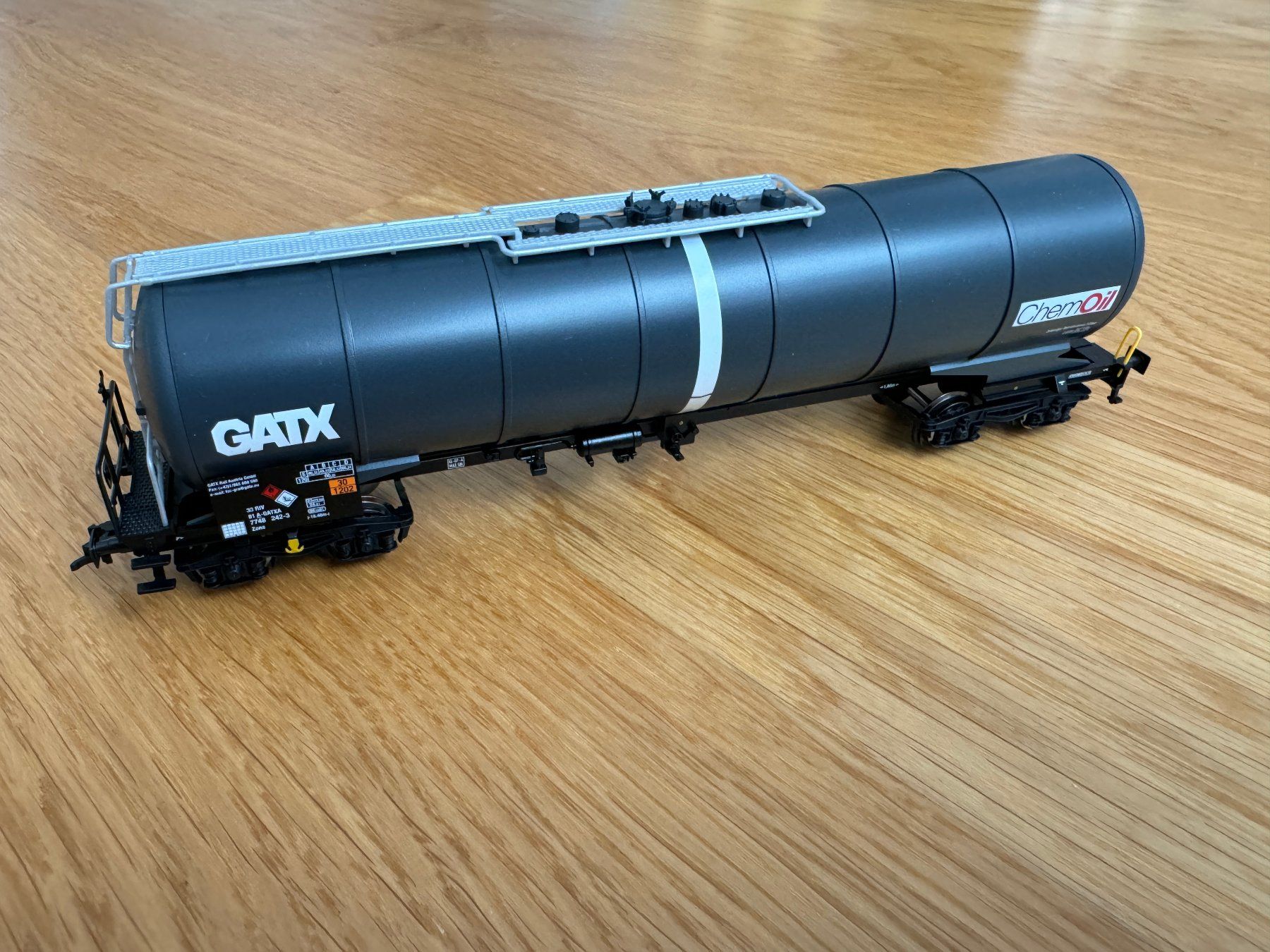 Piko 54796-2 Chemoil GATX Kesselwagen H0 (Gebraucht) in Basel für CHF ...