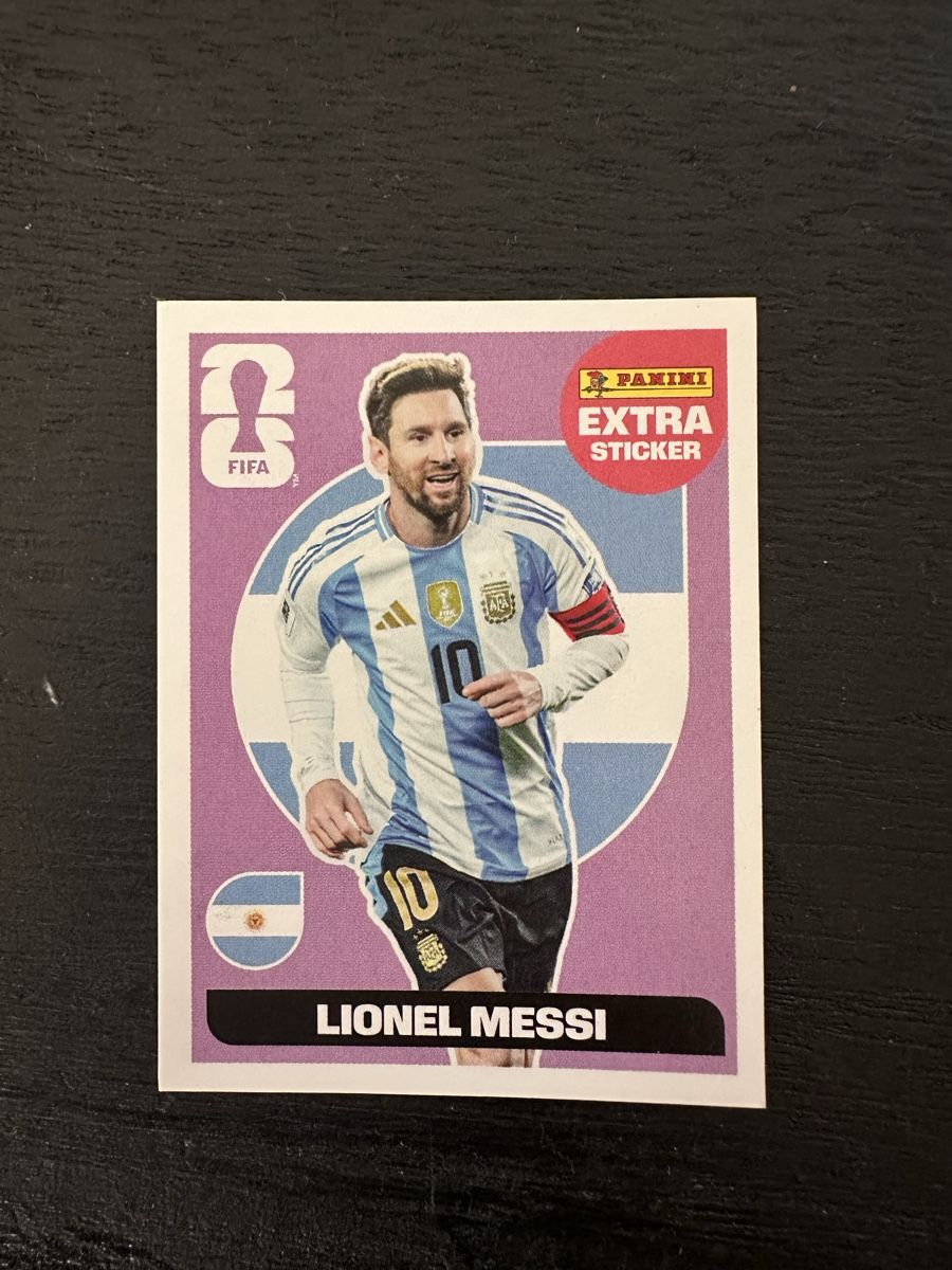 Panini Cartes à collectionner: Panini extra Sticker Lionel Messi lila – Neuf (Voir description) à Uetikon am See par manoka1
