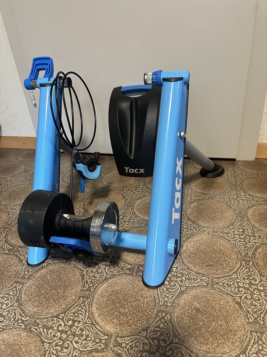 Tacx Hometrainer: Tacx Blue Matic Cycle Trainer - Indoor Training Now! – Gebraucht aus Elsau von MANWITHVAN