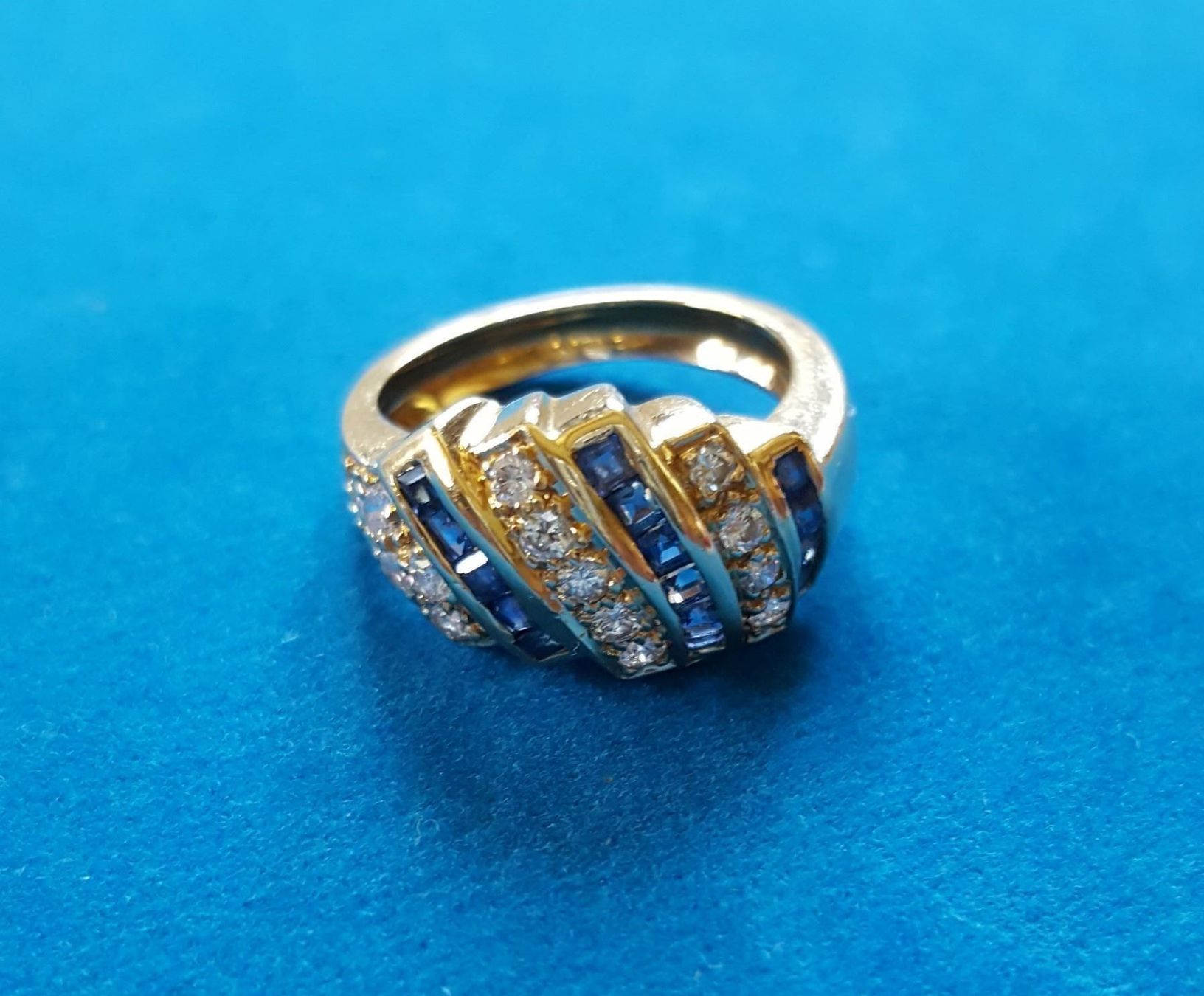 Anelli: Gold 750 Massiv Brillanten/Saphire Ring – Usato da Wald ZH venduto da Aniade 6