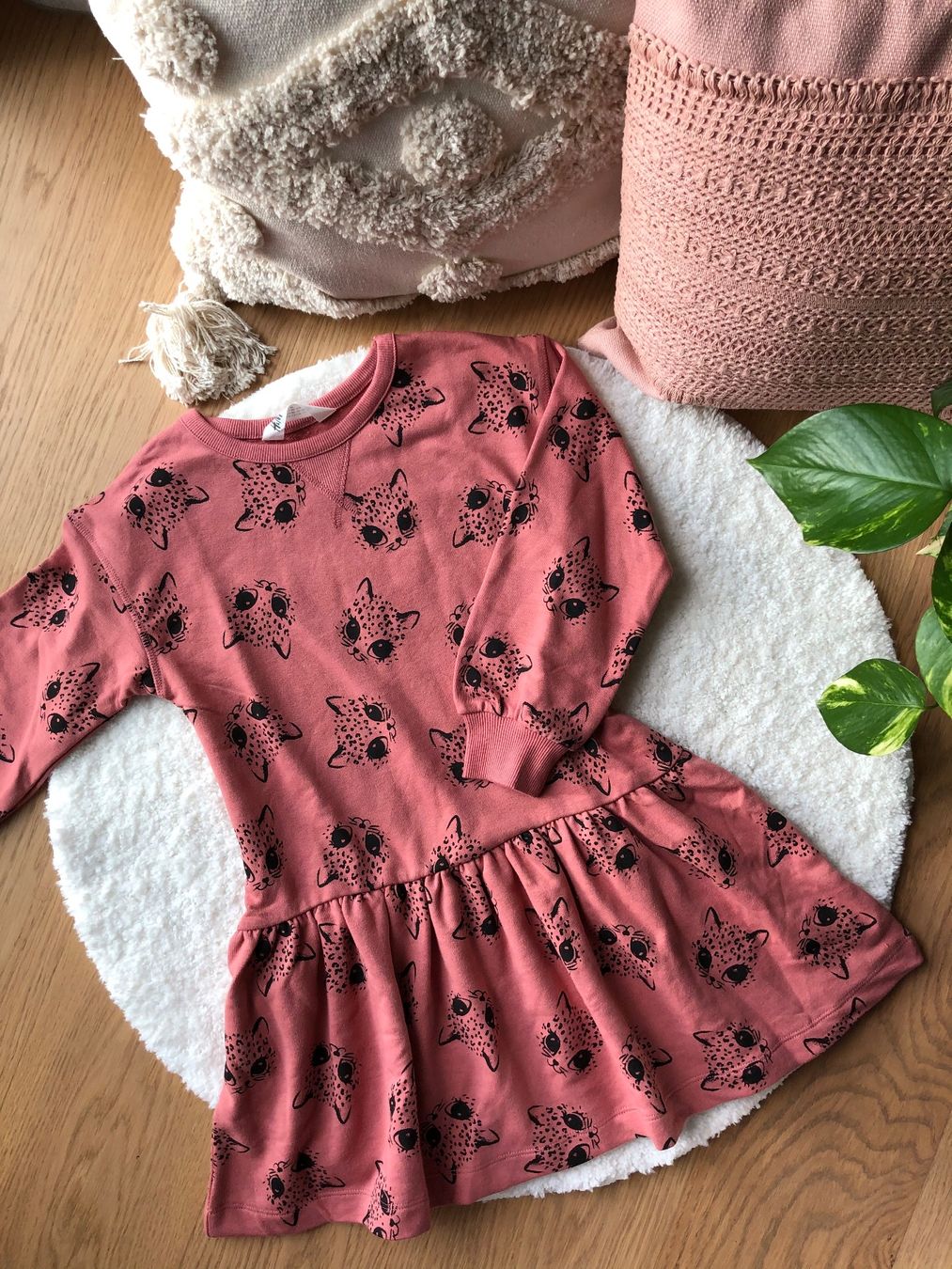 H&M Vestiti & Gonne: Pulloverkleid 134/140 !!NEU!! – Nuovo (secondo la descrizione) da Obfelden venduto da dafae