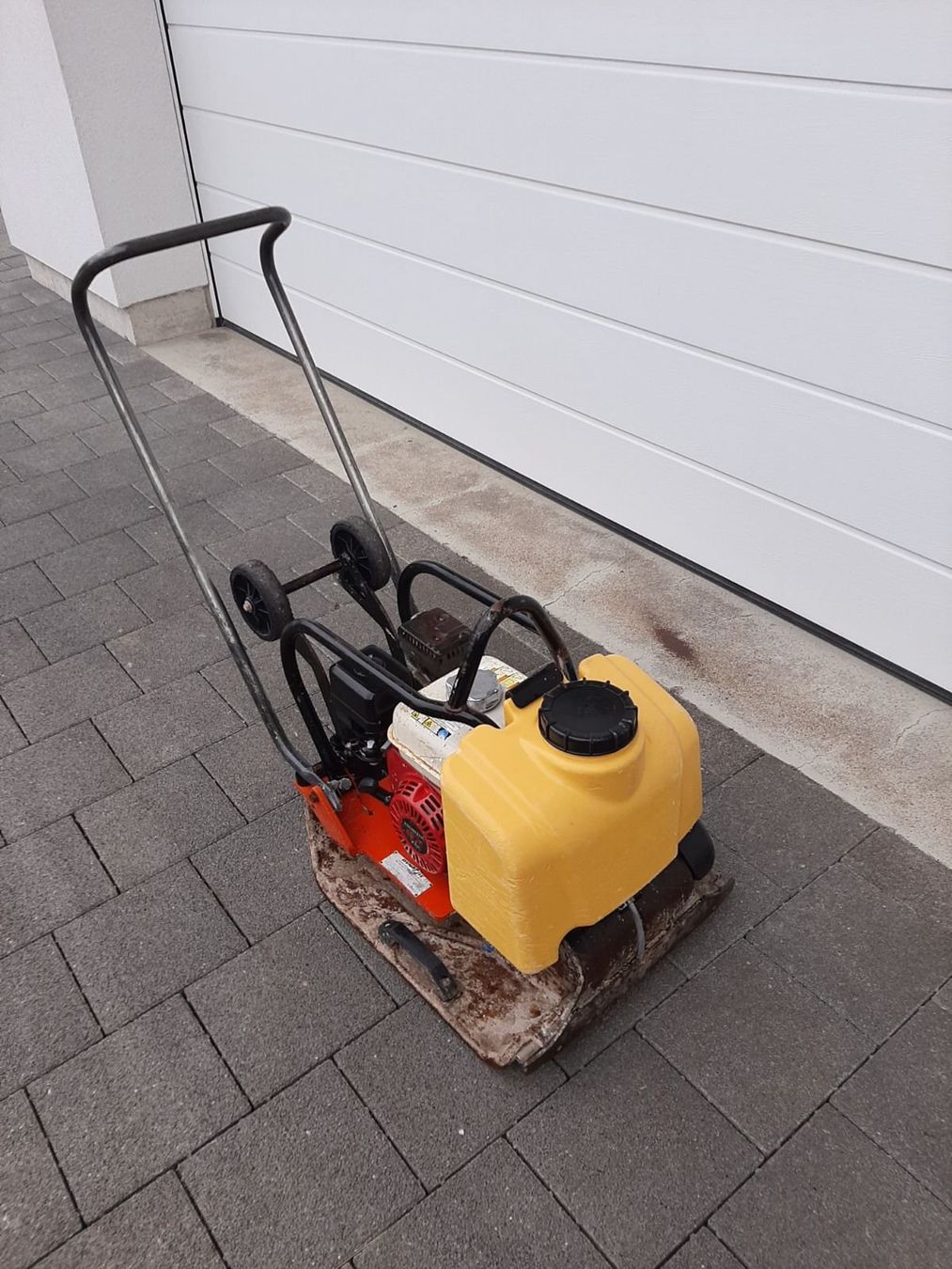 Toutes les machines: Vibroplatte Rüttelplatte Dynapac – D'occasion à Rain par Kleinmoto 1