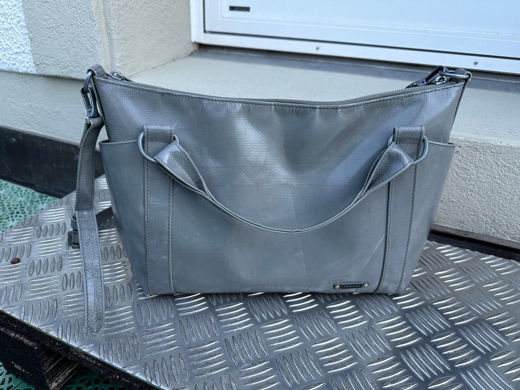 Freitag Taschen für Damen: Freitag Tasche R120 Austen – Gebraucht aus Gümmenen von FelizitasHermann