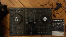 DJ Controller Traktor 