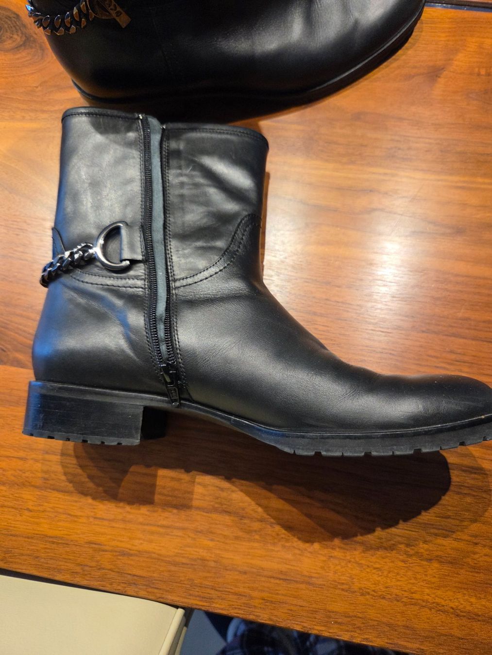 Scarpe da donna: Stifel kurz Leder nero – Usato da Minusio venduto da Ninfa54