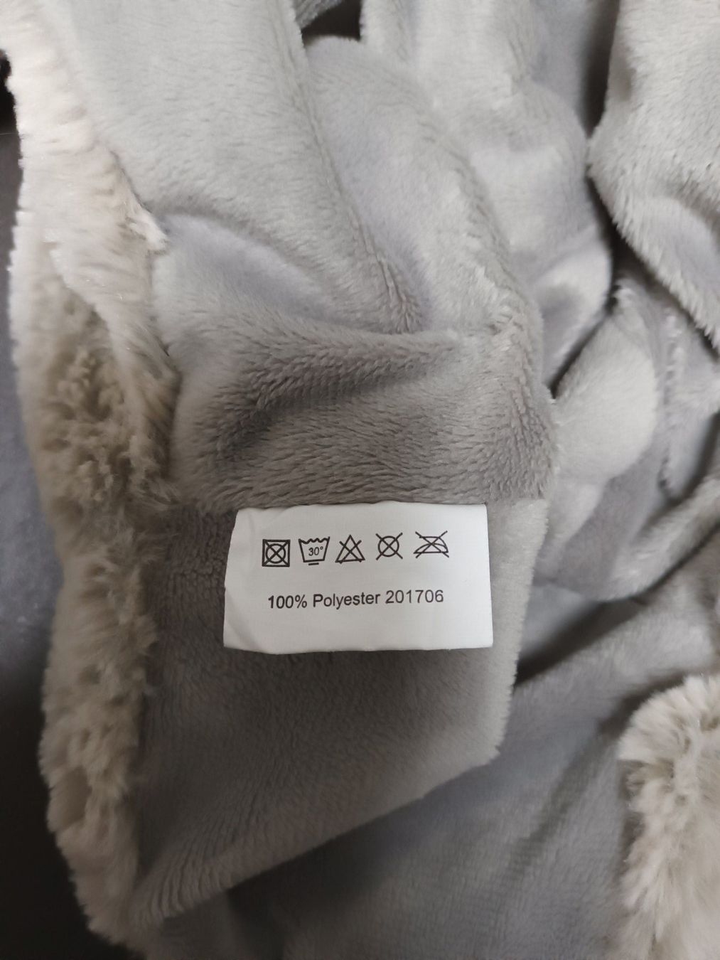 Copricapi, berretti & cappellini: Winter Mütze/Kappe Wolf onesize – Usato da Ried-Muotathal venduto da lufo 4