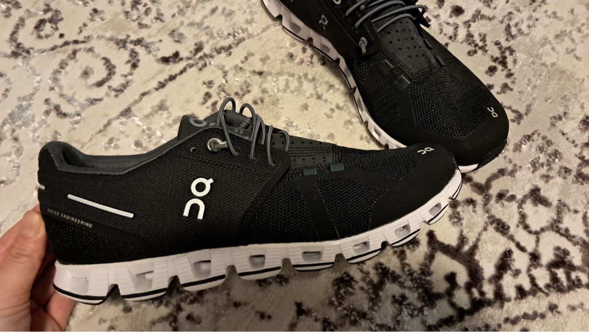 On Scarpe da uomo: ON Cloud 6 Schuhe in schwarz – Nuovo (secondo la descrizione) da Ostermundigen venduto da jak_t5pt