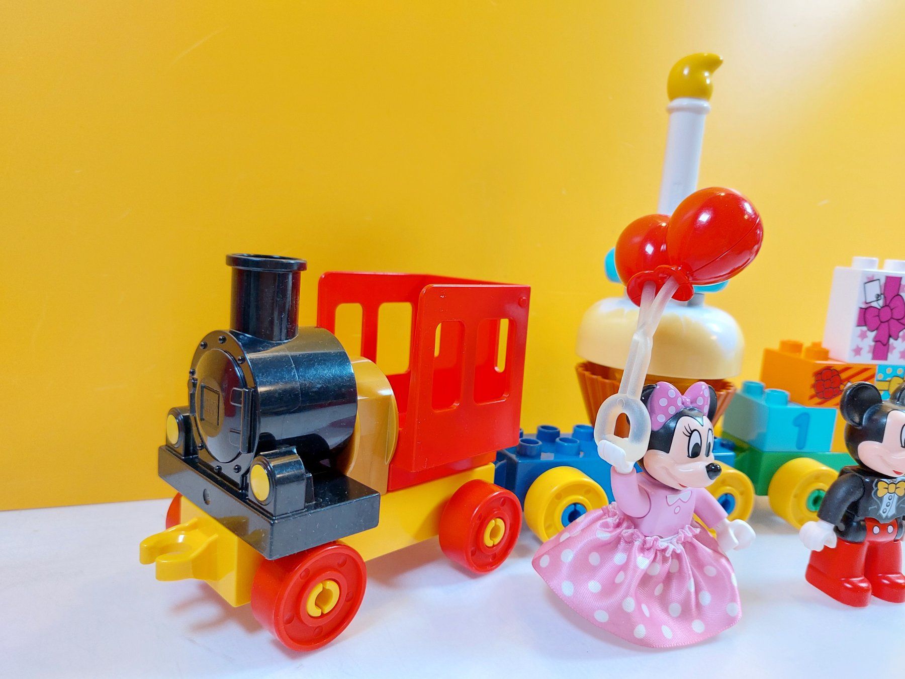 Lego Baukästen: LEGO Duplo 10597  Geburtstagsparade / Zug - Komplett – Gebraucht aus St.Gallen von TinasBauundSpiel 1