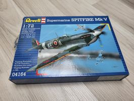 Revell 1/72 Supermarine SPITFIRE