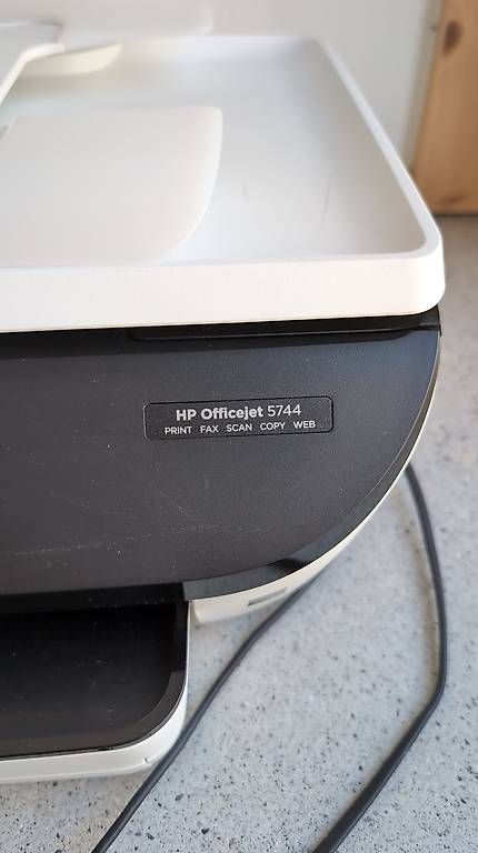 Hewlett Packard Drucker: Imprimante multifonction HP OfficeJet 5744 – Gebraucht aus Lausanne von pie_n2mq 3