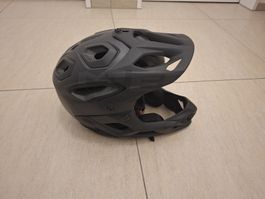 Helm MET Parachute 