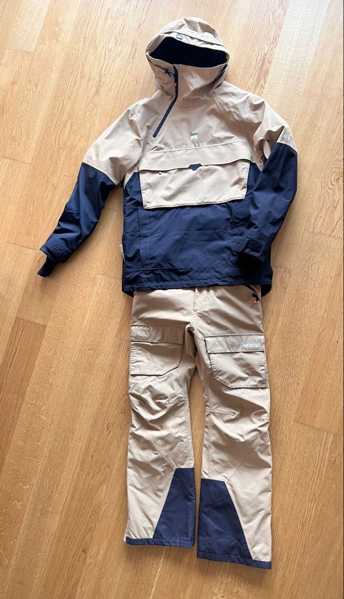 Montec Lots de vêtements: Combinaison de ski MONTEC – D'occasion à Eysins par Gigs