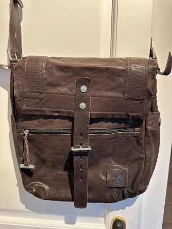 Sac bandoulière Strellson cuir