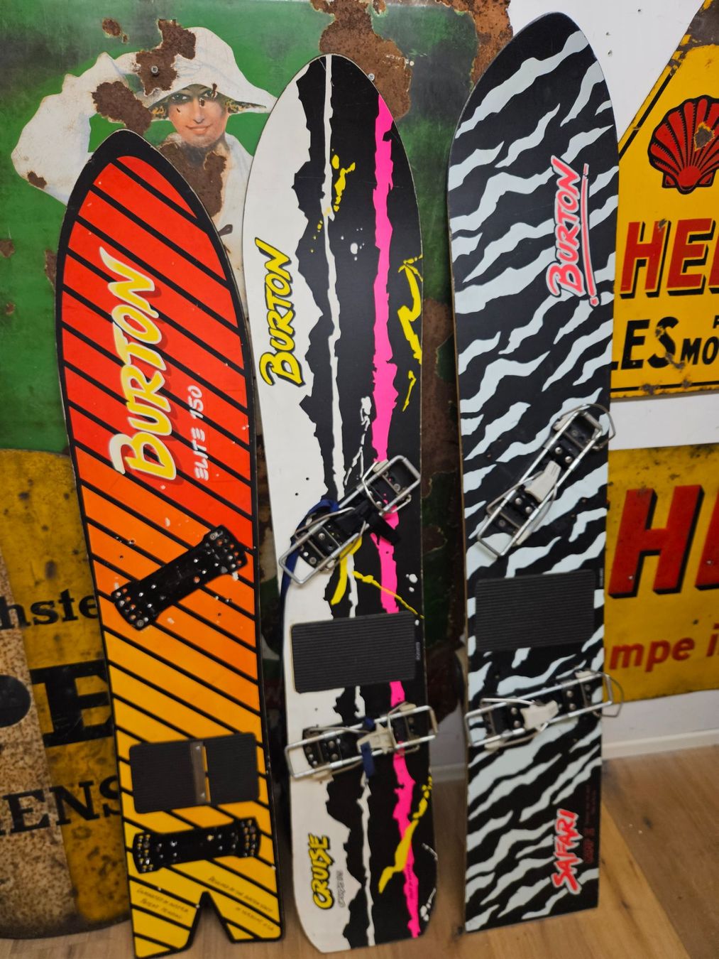 Boards: Retro Vintage Traum Snowboard Collection!!!! – D'occasion à Ossingen par eri_zp65