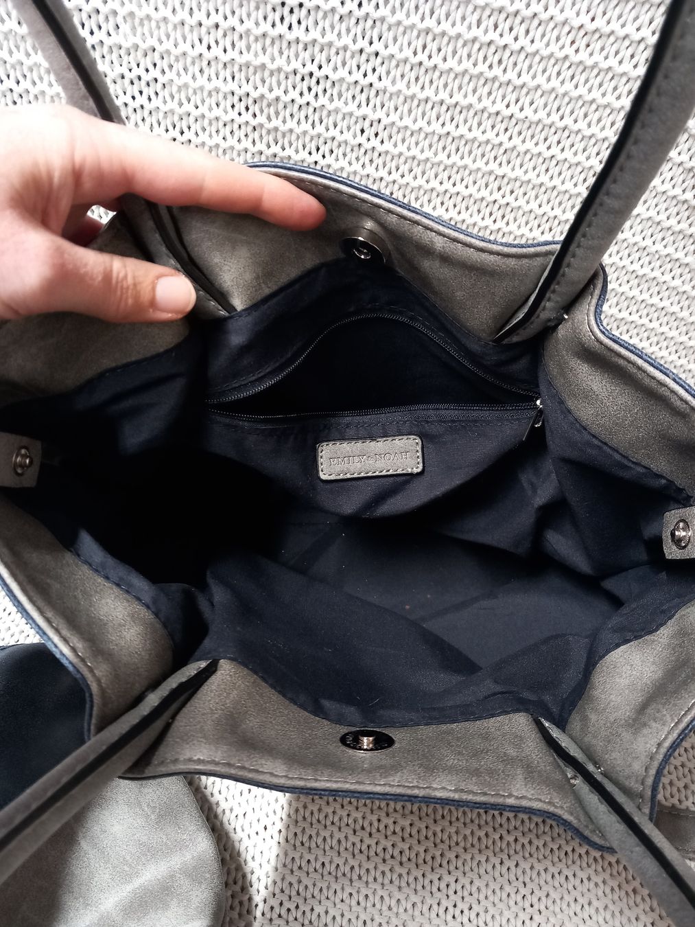 Borse da donna: EMILY & NOAH Handtasche Grau/Blau – Usato da Gwatt (Thun) venduto da umwelt-brocki 4