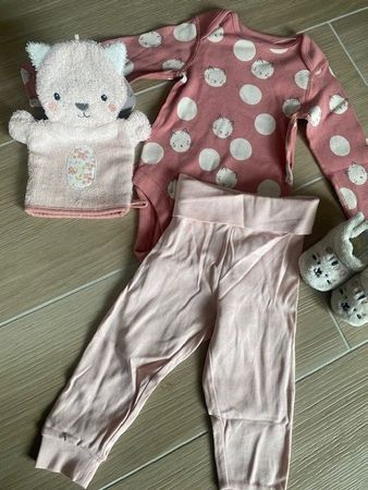 neues Baby Geschenk-Set Gr. 74/80 "Büsi"