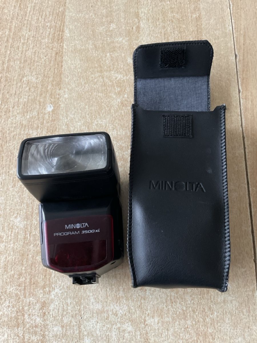 Minolta Flashs: Minolta Program 3500xi Blitzgerät mit Tasche schwarz – Neuf (Voir description) à Gossau SG par kro_8hmw 1