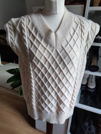 women's beige vest - size 36/38/40 (ungetragen)