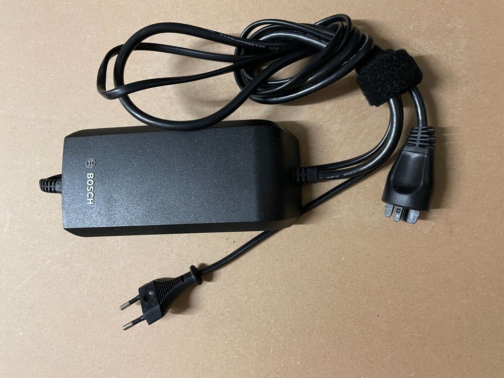 Bosch eBike Battery Charger 362/100240 Kaufen auf Ricardo