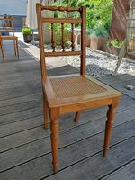 4 antike Stühle mit Geflecht