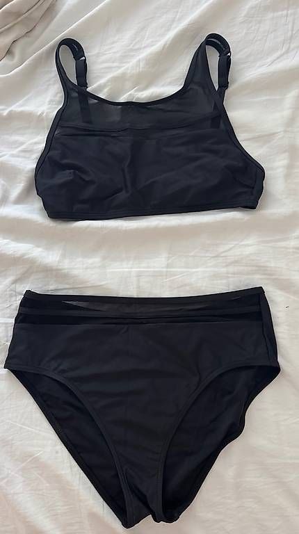 Lascana Maillots de bain & Bikinis: Lascana Bikini Grösse 38 - NEU – D'occasion à Rüti ZH par cuile