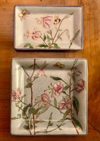 Lot 2 assiettes Schilliger Boutique fleurs et papillons