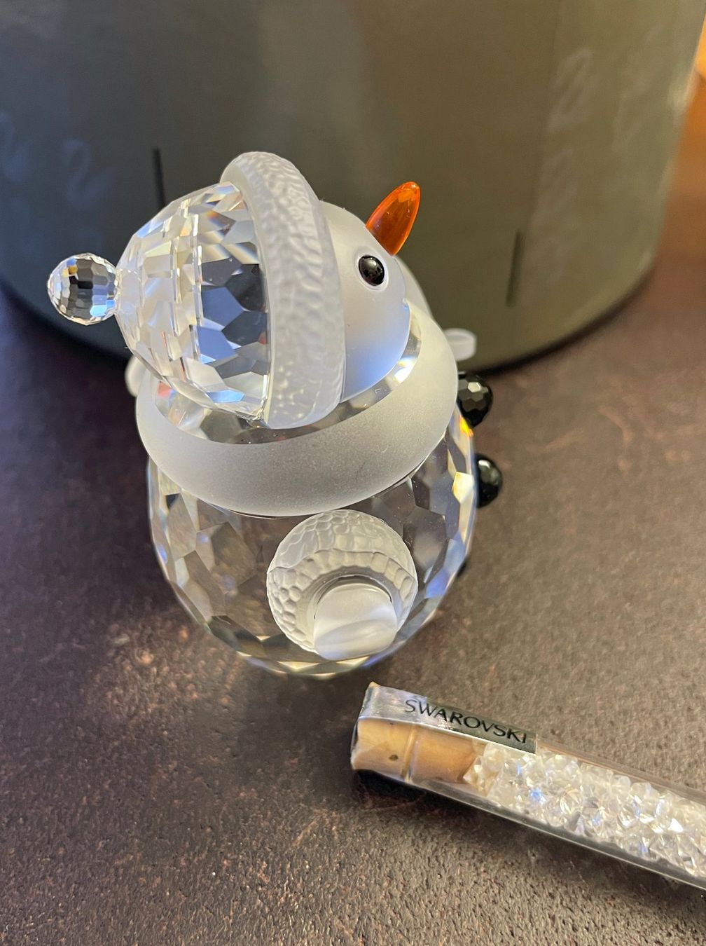 Swarovski Statuette: Swarovski Schneemann 6 cm mit Glitter – Nuovo e nell'imballaggio originale da Chur venduto da elifornico 5