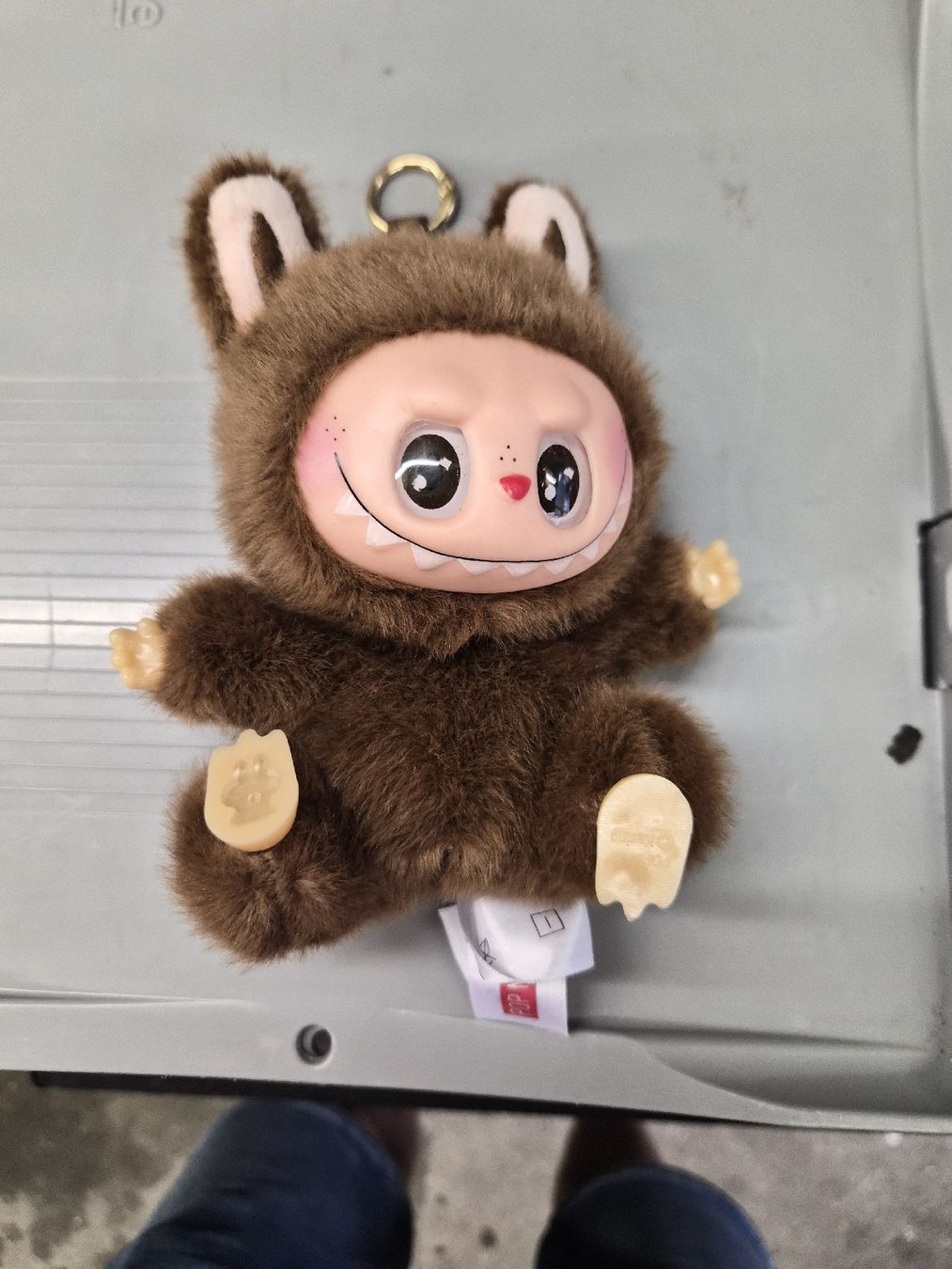 Pop Mart Giocattoli: Peluche pop mart marron  – Nuovo (secondo la descrizione) da Villeneuve VD venduto da Max1844