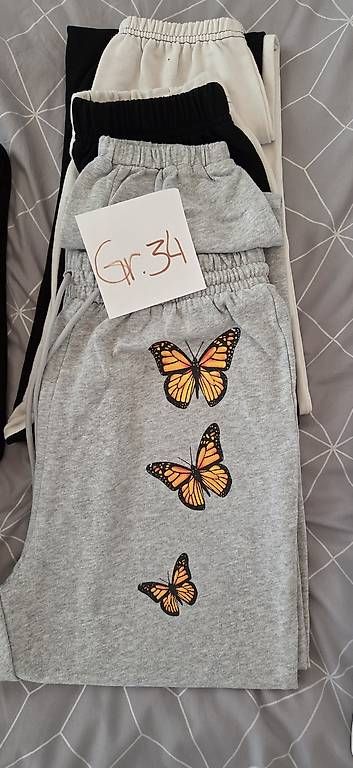 Pantaloni: Mädchen Jogginghose  – Usato da Lengnau BE venduto da son_n6n8 1
