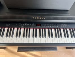 Yamaha Clavinova CLP-430 Digitalpiano inkl. Klavierbank