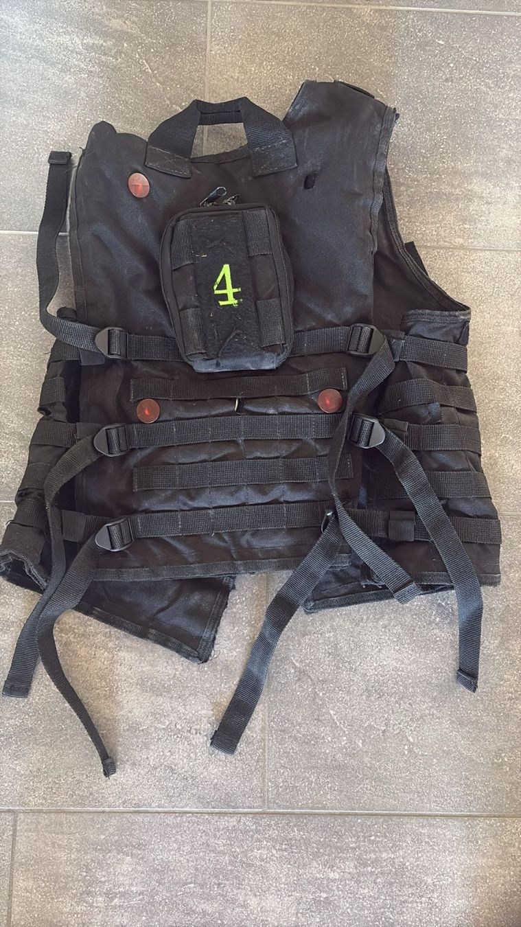 Uniformi: Tactical Weste / Paintball Weste – Usato da Wangen b. Olten venduto da Hba2 1