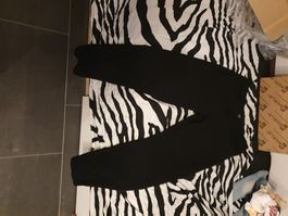 Hosen S