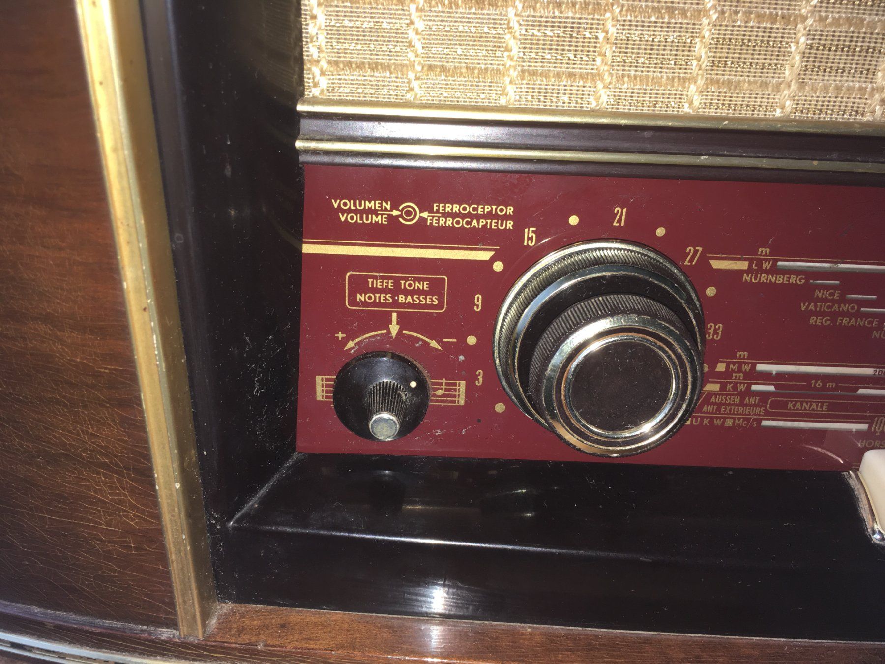 Philips Radios: Röhrenradip Philips BX 653A 16 – Gebraucht aus Adligenswil von  4