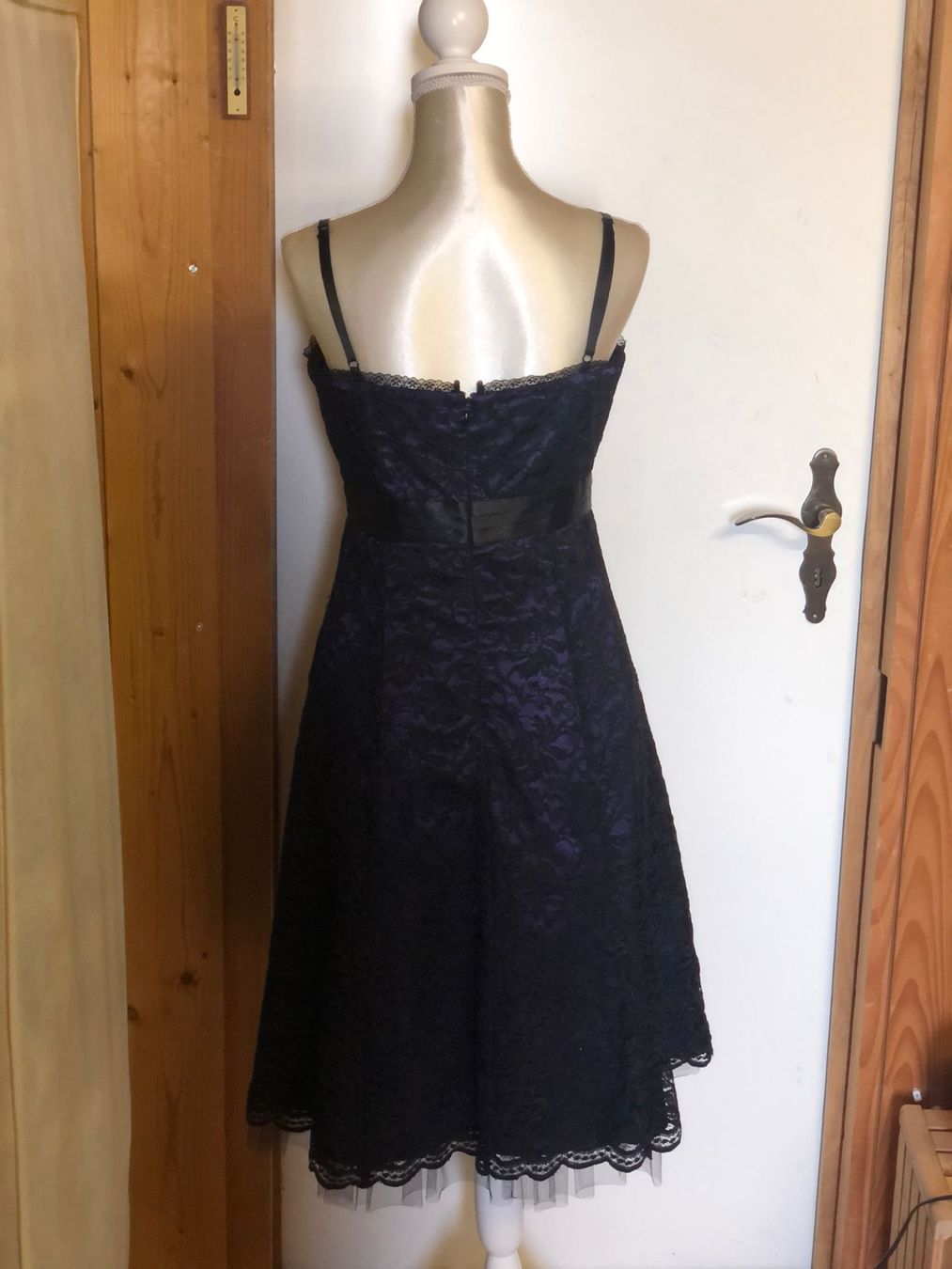 Vestiti: Hübsches Cocktailkleid Gr. 38 – Usato da Röschenz venduto da Tashroal 1