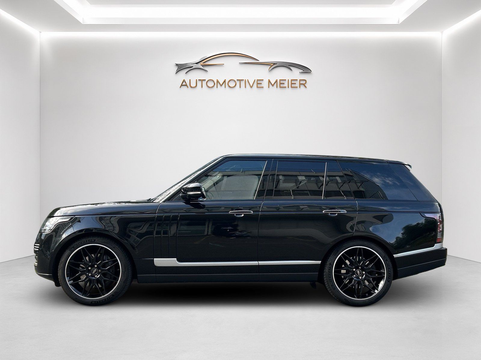 Land Rover Automobili: Land Rover Range Rover 4.4 LSDV8 lang Version ab CHF 1.00 – Usato da Steinhausen venduto da Automotive-Meier-1 1