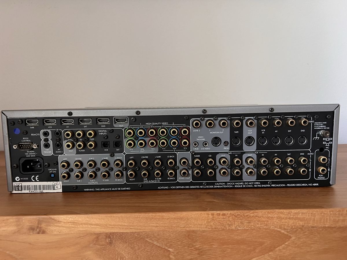 Arcam Amplificatori: High-End Arcam AV9 Preamp Processor THX Surround EX – Usato da Kilchberg ZH venduto da galerien007 2