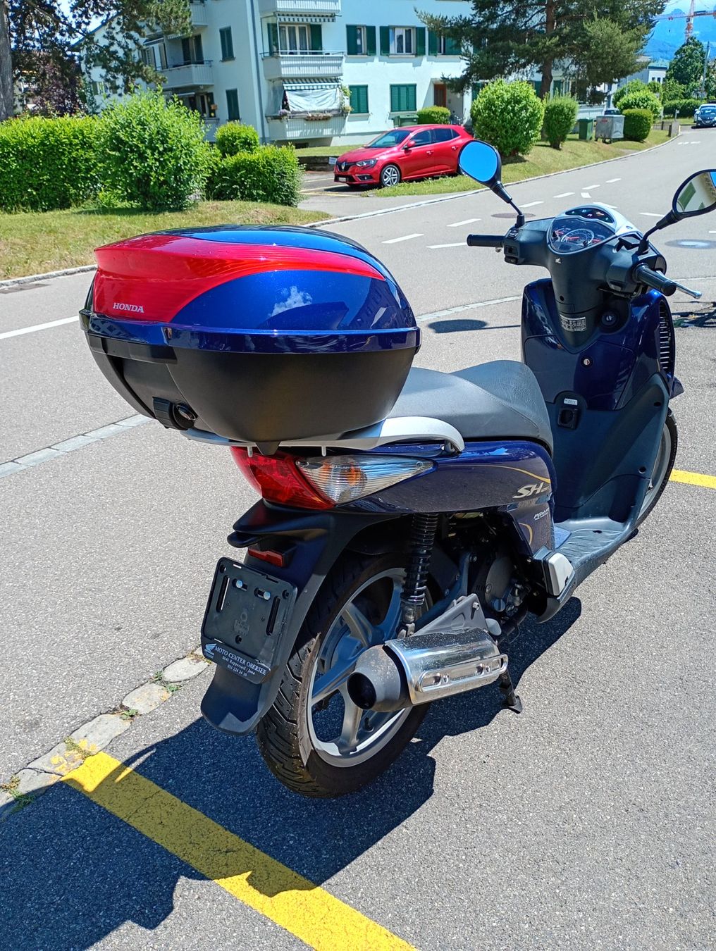 Honda Scooters: Honda SH125 – Gebraucht aus Eschenbach SG von Honi01 2