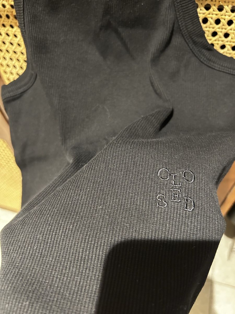 Closed T-shirt: Closed Tanktop schwarz XS – Usato da Zürich venduto da cos_b629 2