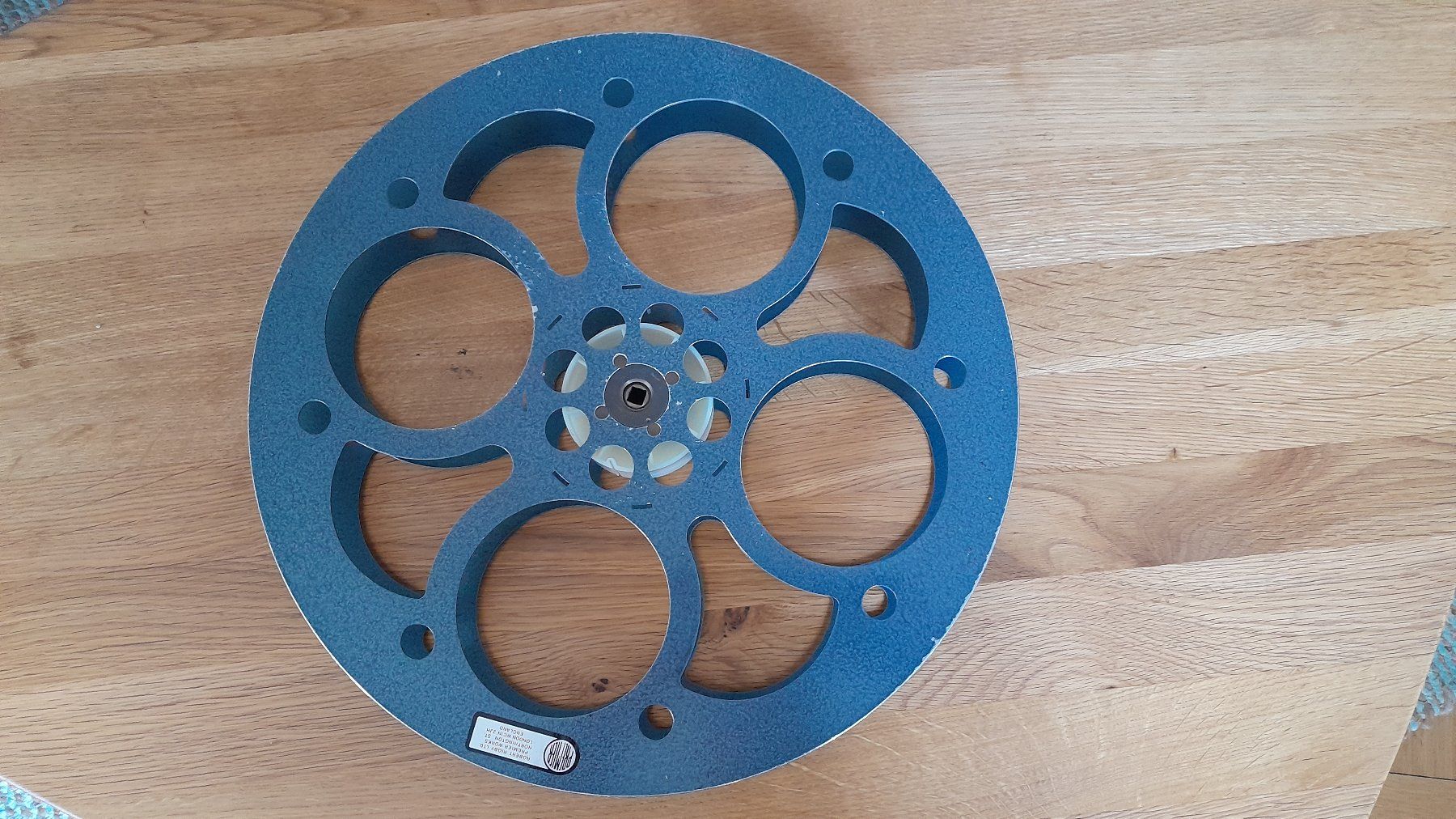 Pellicole: 1 BOBINE 35MM POUR MONTAGE – Usato da Carouge GE venduto da KinoGe 2