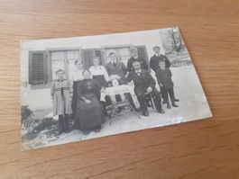 SCHWIIZER FAMILIE DAZUMAL - ELTERE 7 CHIND - FAM. MUELLER