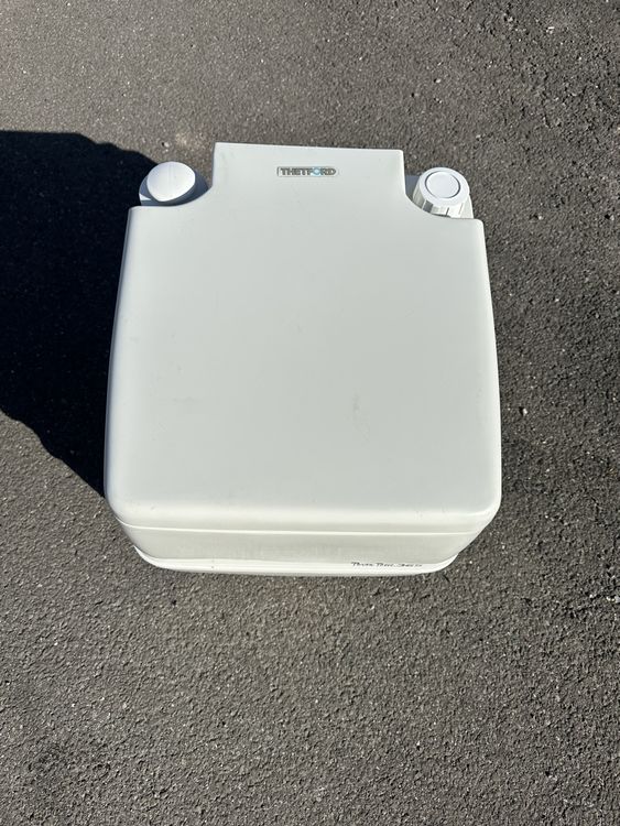 Thetford WC: Campingtoilette mit Spülungen  – Gebraucht aus Rüschlikon von nuddle21 1