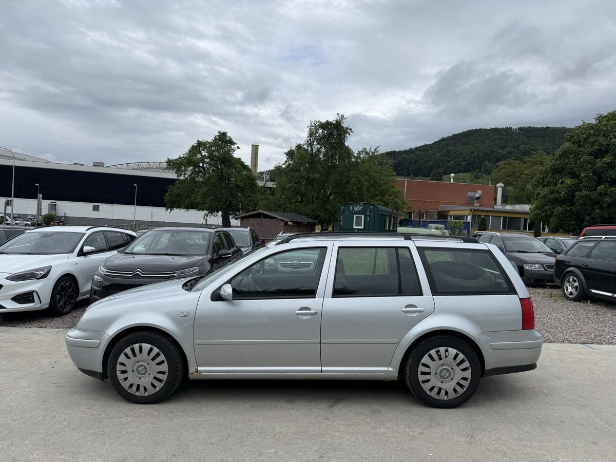 VW Automobili: VW Bora Variant 2.0 4Motion (Benzin/4x4) – Usato da Menziken venduto da rob_z8tq 1