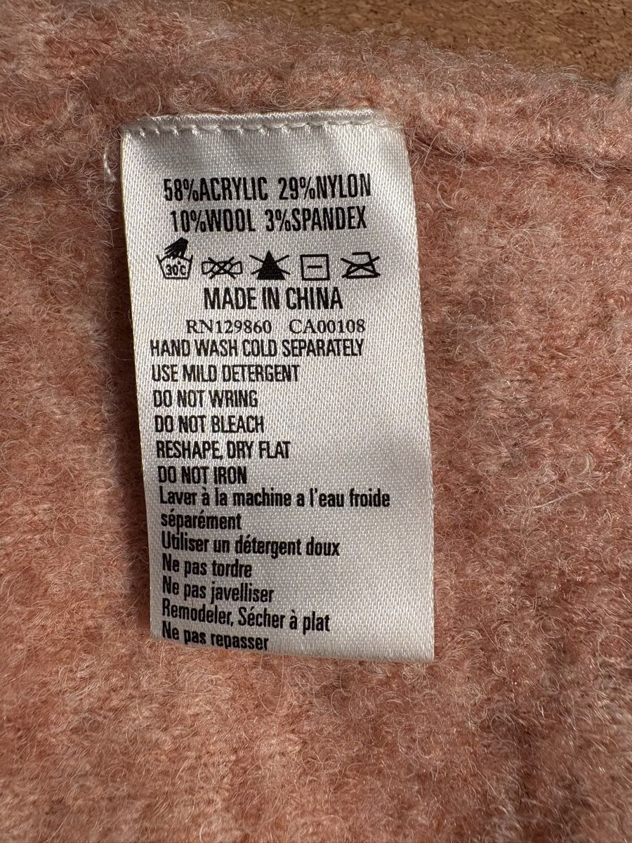 Maglioni & Felpe: Flauschiger, warmer Pullover in Rosa von Rhythm, Grösse M – Nuovo (secondo la descrizione) da Zürich venduto da wei_8n2l 7