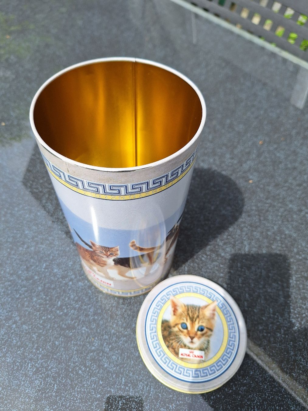 Contenitori & Simili: Blechdose mit Katzenmotiv – Usato da Effretikon venduto da Misterdyn 3