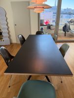 Horgen Glarus Podia Tisch – Designer Esstisch Holz massiv