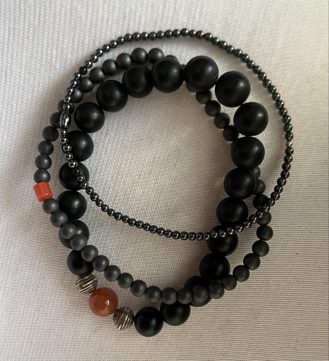 Bracelets: 3 schwarze Bracelets – Neuf (Voir description) à Lyss par Punktum01 1