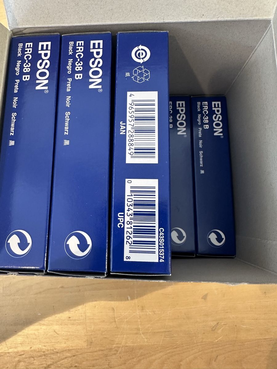 Epson Cartucce per stampanti & toner: Epson ERC-38 B Farbband Schwarz – Nuovo (secondo la descrizione) da Luzern venduto da FrankGroebel 2