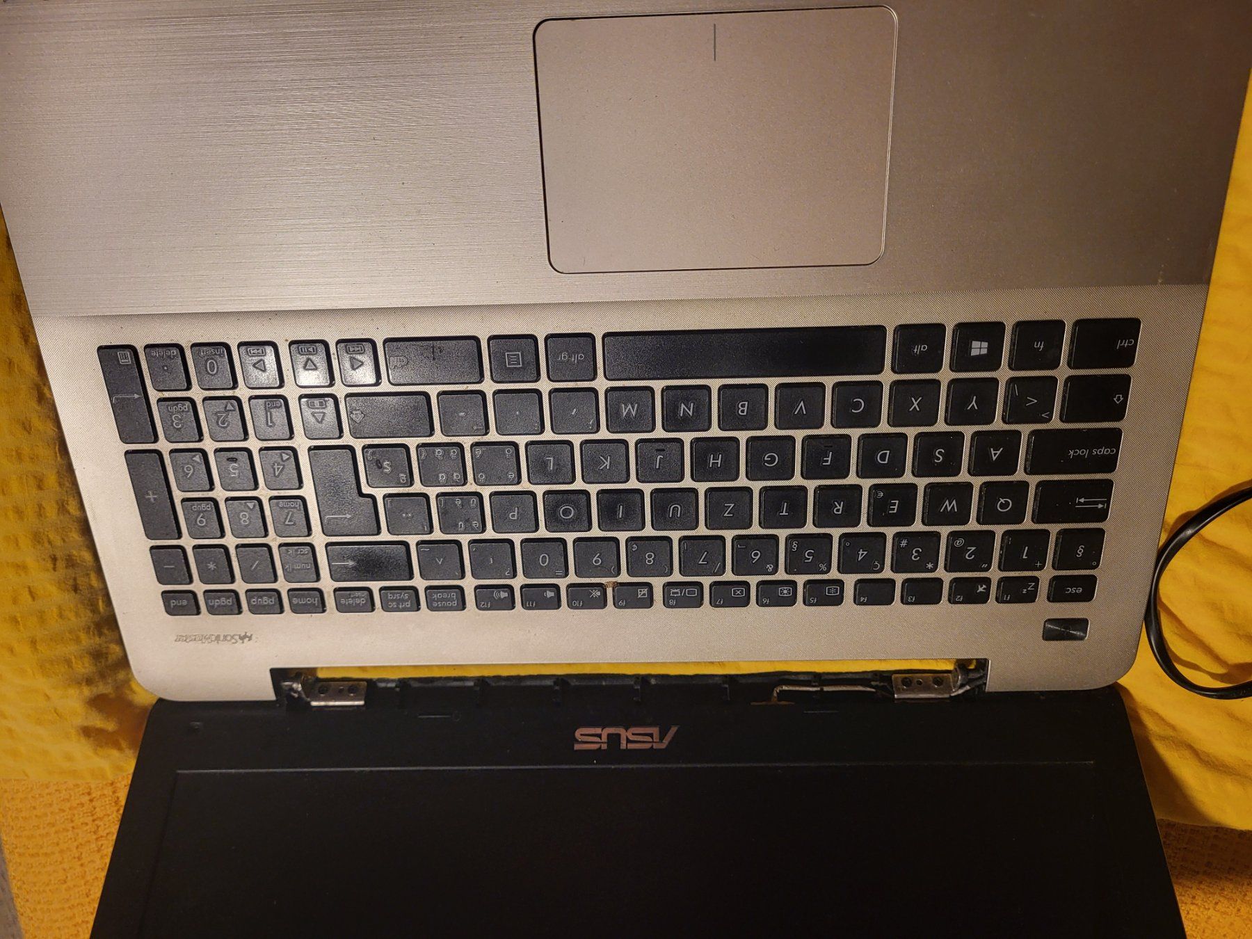 Asus Notebook: ASUS Laptop – Usato da Wangen SZ venduto da svuchinic 1