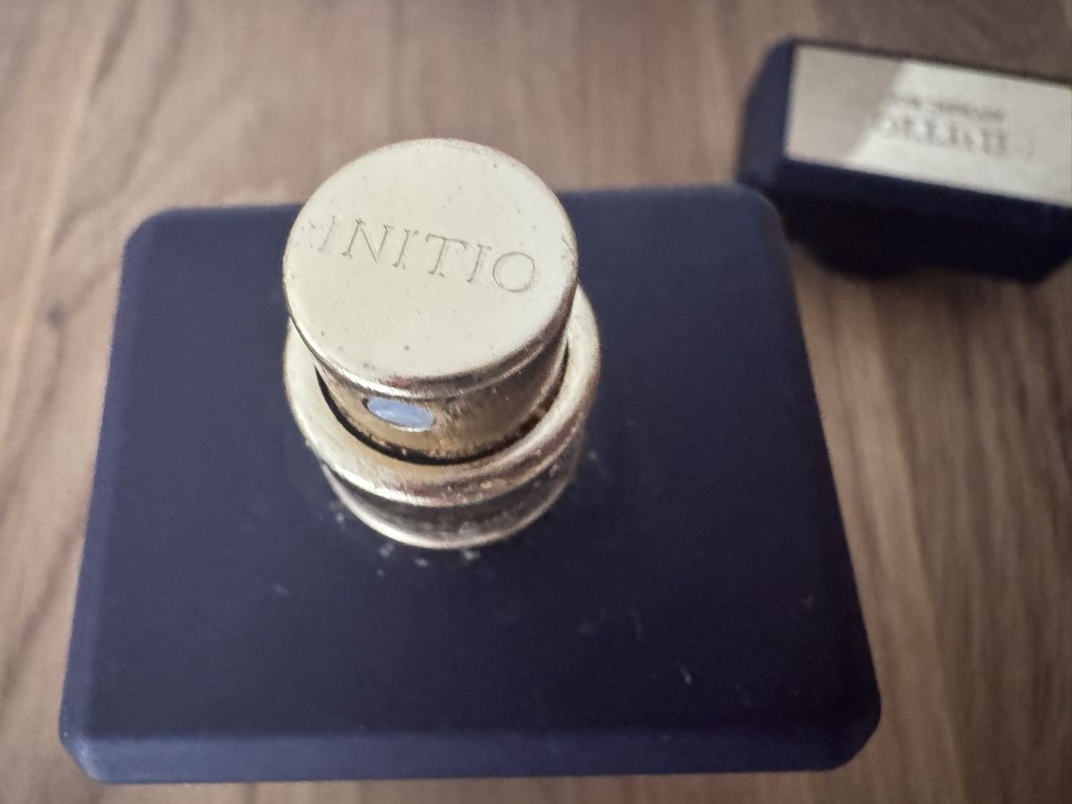Initio Parfums & Eau de Toilette: Atomic Rose Initio Parfums 90 ml - almost full – D'occasion à Zürich par MuchachaJ 3