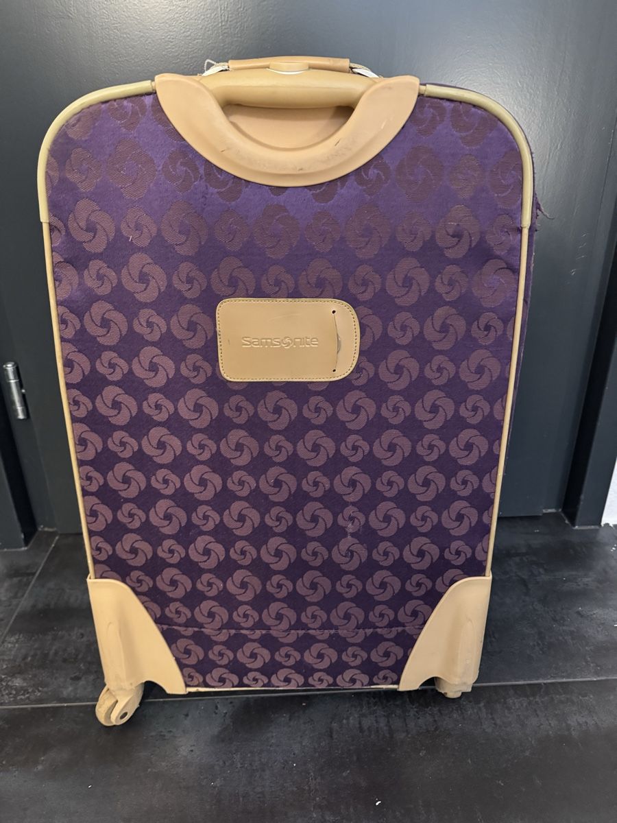 Samsonite Valigie: Samsonite-Koffer mit 4 leichtgängigen 360°-Rollen – Usato da Oftringen venduto da kar_y2tf 1